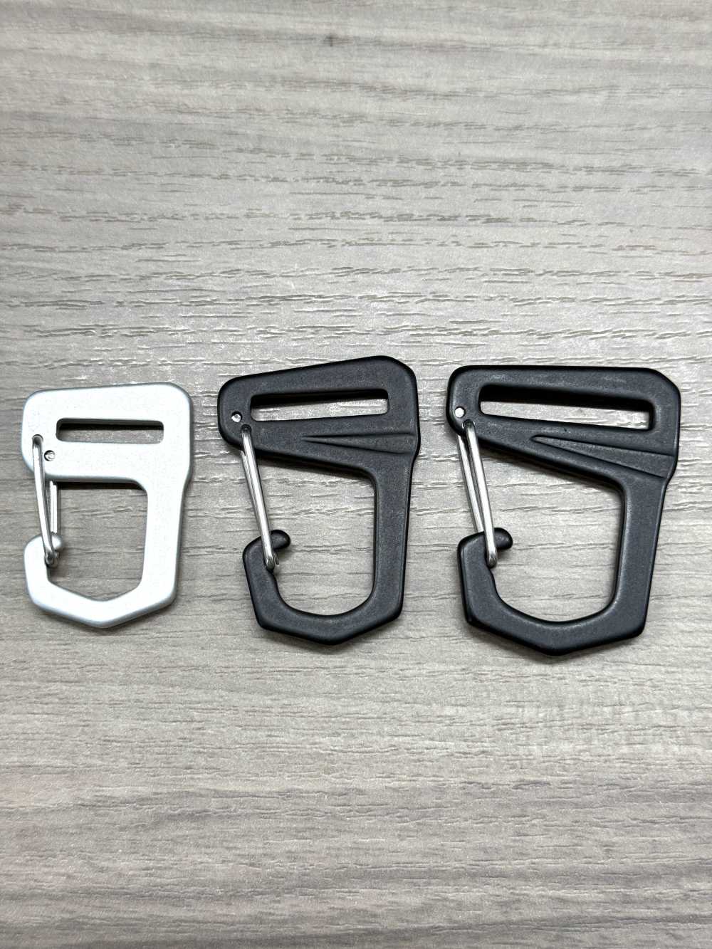 HH046 [Schnallen Und Ring]