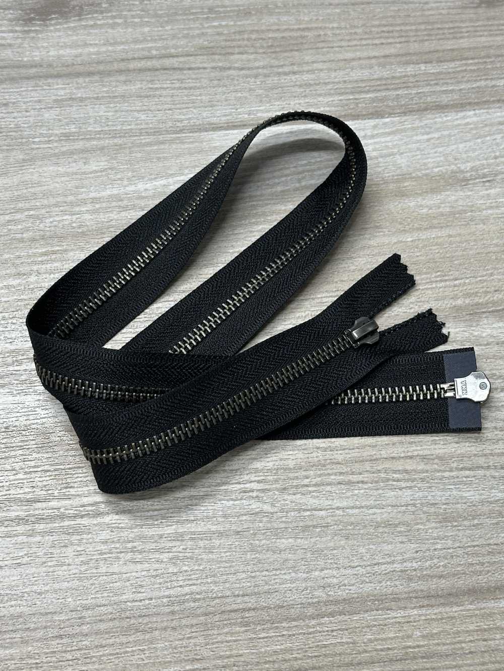 5RGTHMMR-OUTLET Metallreißverschluss Größe 5, Antiksilber, Zwei-Wege-Trennverschluss[Reißverschluss] YKK