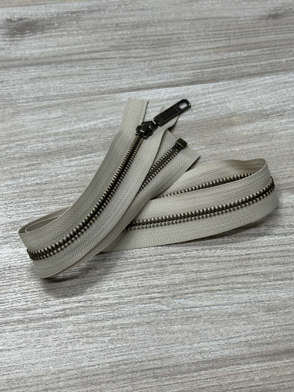 5RGKBOR-OUTLET Metallreißverschluss Größe 5 Antikgold Offen[Reißverschluss] YKK