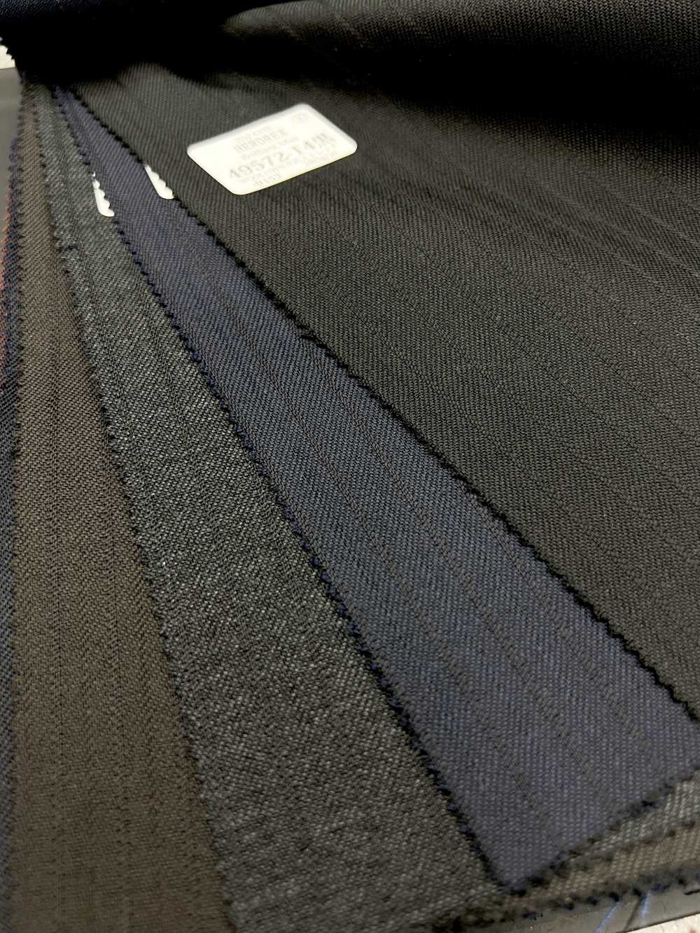 49572 BRILLIANTMAX Glossy Stretch 4 Farbvarianten[Textil] Kunishima Co., Ltd.