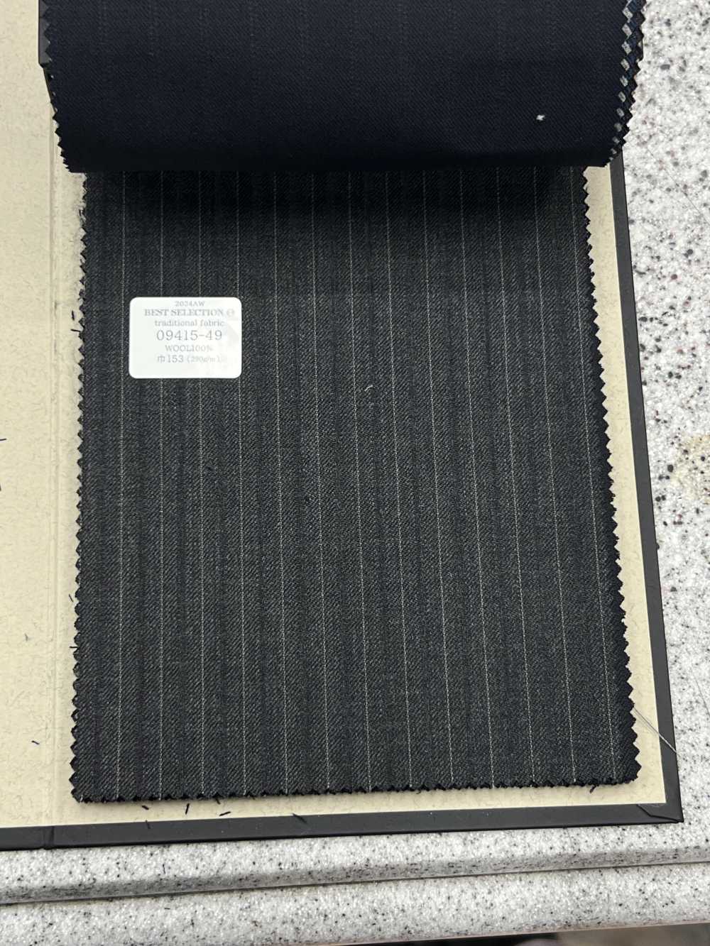 09415 TRADITIONELLE STOFFE Streifen Aus Mehreren Materialien Für Anzüge[Textil] Kunishima Co., Ltd.