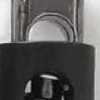 Schwarzes Nickel × Schwarz