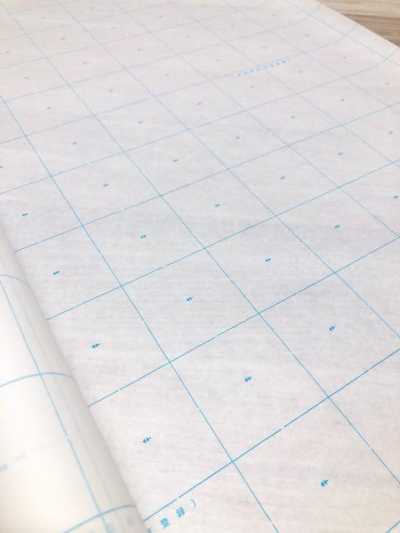 78370 Grün Cut Weiß 78-370 Schnittmusterpapier 5-cm-Raster