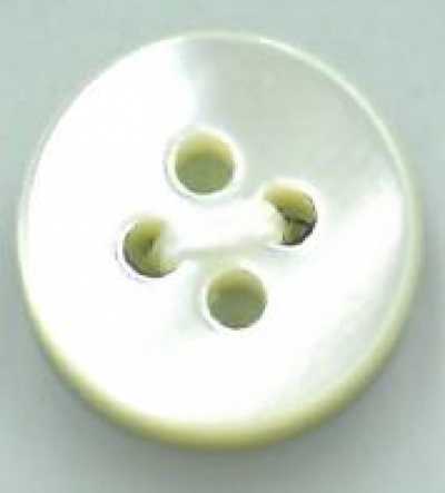 3 mm dicker flacher 4-Loch-Muschelknopf