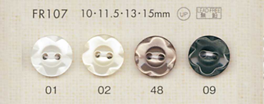 FR107 DAIYA BUTTONS Polyesterknopf in Muscheloptik (mit Blumenmuster)