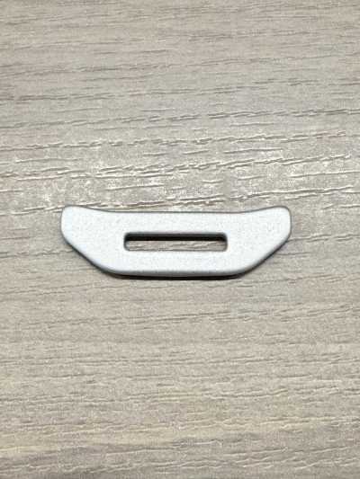 HH124 Altica Gurtband-Knebel Regular Wing