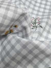 7027-640-3 80 Rasen-Gingham + Blumen[Textilgewebe] HOKKOH Unterfoto