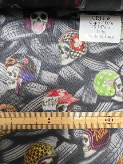 URJ-058 Hergestellt in Italien, 100 % Cupro, bedrucktes Futter, Totenkopf-Muster
