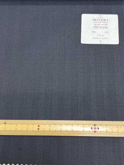 3MV0186 MIYUKI Standardkollektion ETERNALS (Eternals) MERINO OPTIMO Wolle 100% Marine-Fischgrat